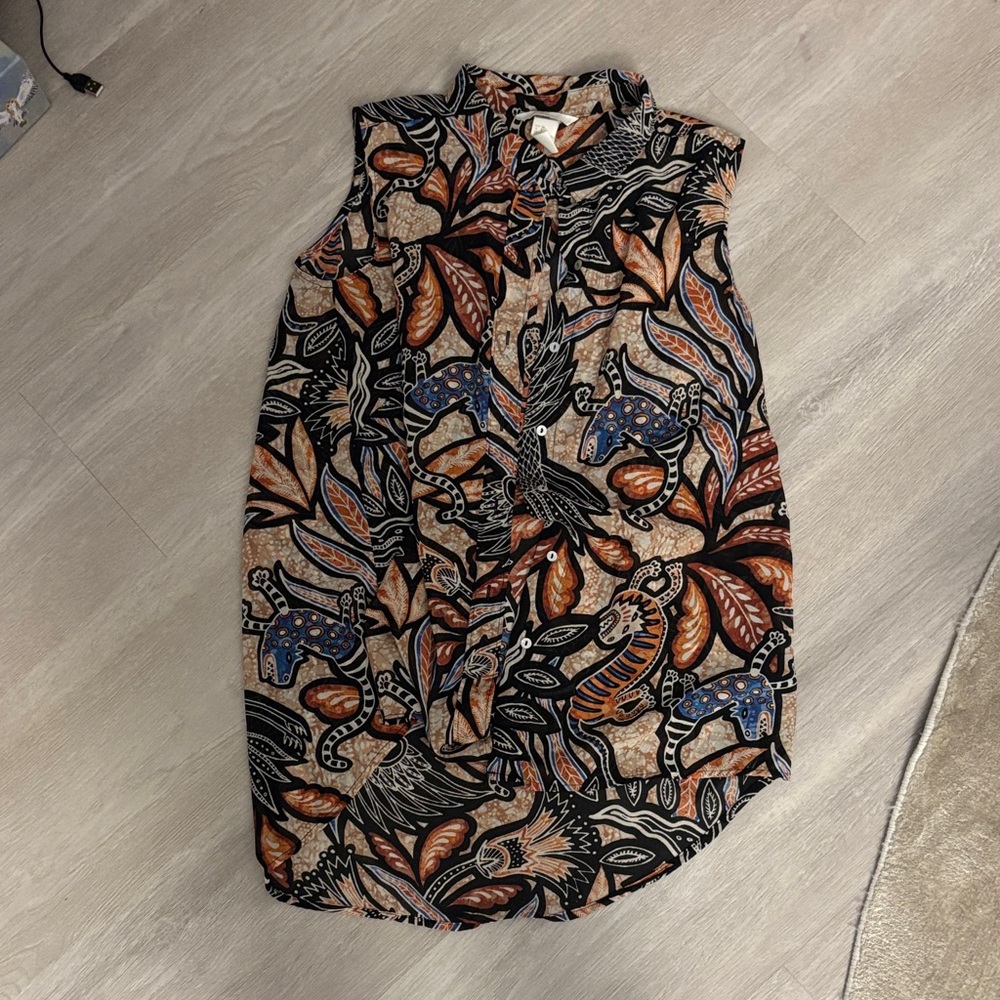 Women’s button down shirt